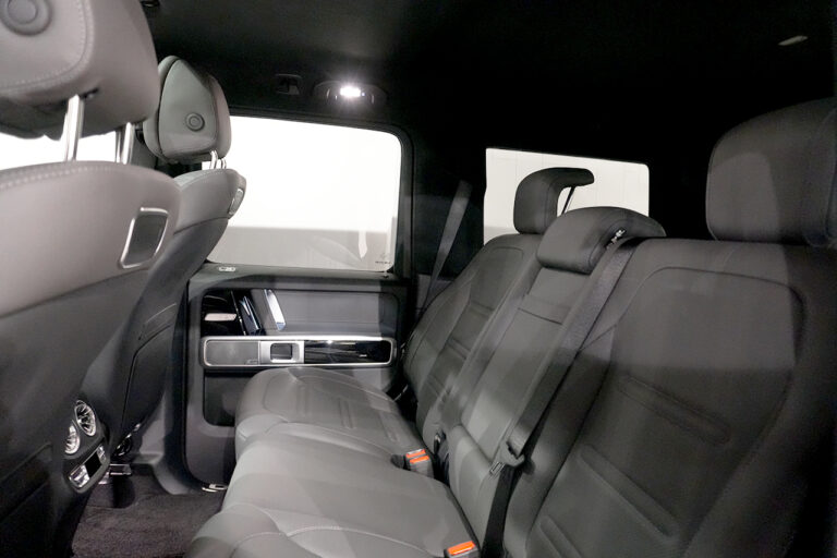 2023年式 メルセデスベンツ G400d ダークブラック Gmanufakturプログラム オブシディアンブラック MQ4102