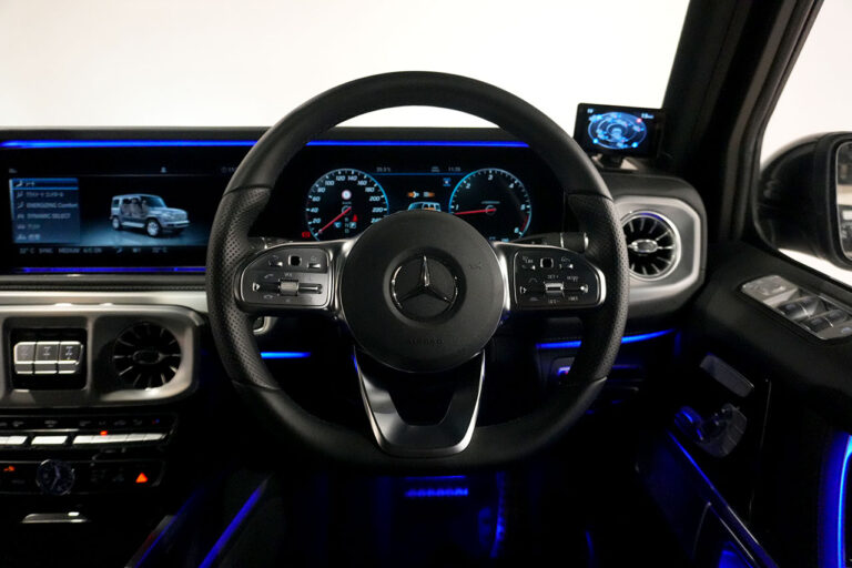 2023年式 メルセデスベンツ G400d ダークブラック AMGライン Gmanufakturプログラム ステルスグレー MQ4104