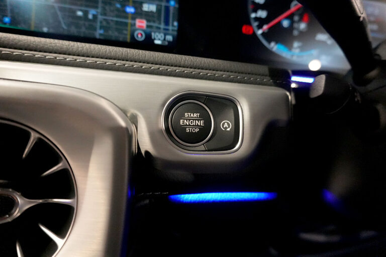 2023年式 メルセデスベンツ G400d ダークブラック AMGライン Gmanufakturプログラム ステルスグレー MQ4104