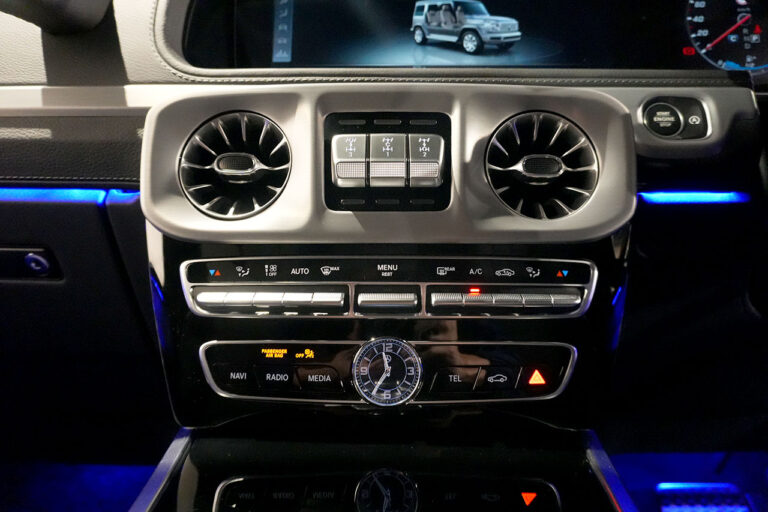 2023年式 メルセデスベンツ G400d ダークブラック AMGライン Gmanufakturプログラム ステルスグレー MQ4104