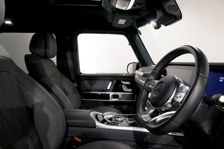 2023年式 メルセデスベンツ G400d ダークブラック Gmanufakturプログラム+ AMGライン オブシディアンブラック MQ4105