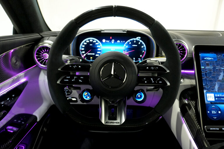 2024年式 メルセデスAMG GT63 4MATIC+ Coupe AMGパフォーマンス/カーボンPKG オブシディアンブラック