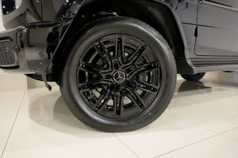 2025年式 メルセデスベンツ G450d MANUFAKTURプログラムプラス AMGライン ナイトパッケージ オブシディアンブラック MQ4109