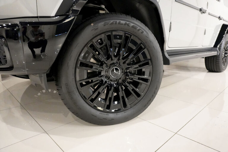 2025年式 メルセデスベンツ G450d ステルスグレーPKG AMGライン MANUFAKTURプログラム+ ナイトPKG MQ4110