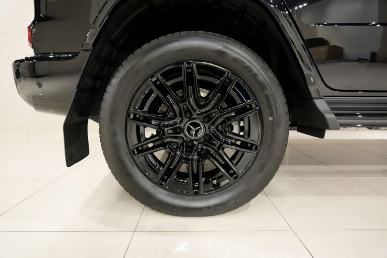 2025年式 メルセデスベンツ G450d MANUFAKTURプログラムプラス AMGライン ナイトパッケージ オブシディアンブラック MQ4109