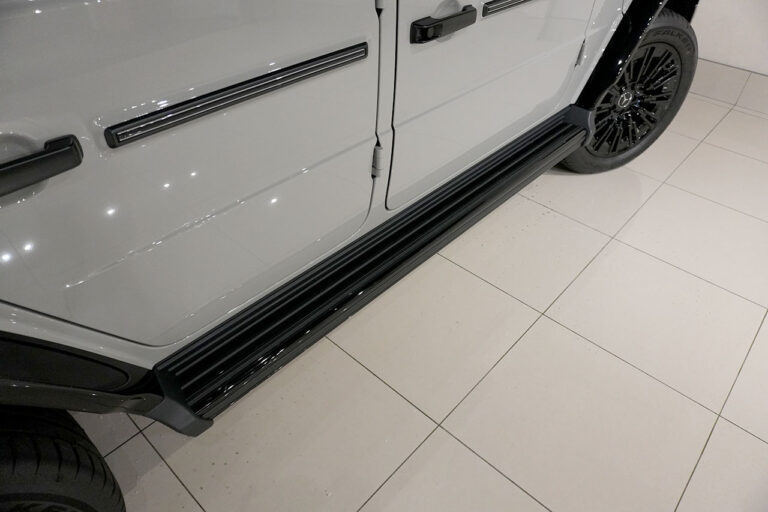 2025年式 メルセデスベンツ G450d ステルスグレーPKG AMGライン MANUFAKTURプログラム+ ナイトPKG MQ4110