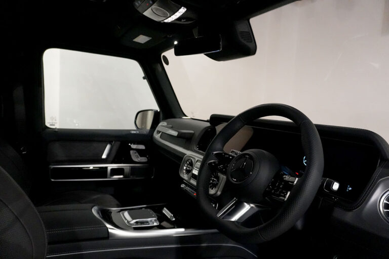 2025年式 メルセデスベンツ G450d MANUFAKTURプログラムプラス AMGライン ナイトパッケージ オブシディアンブラック MQ4109
