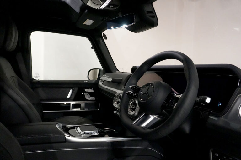 2025年式 メルセデスベンツ G450d ステルスグレーPKG AMGライン MANUFAKTURプログラム+ ナイトPKG MQ4110