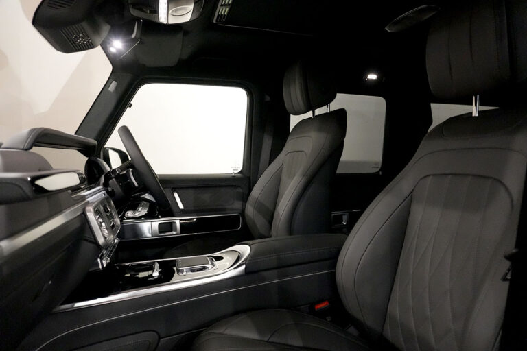 2025年式 メルセデスベンツ G450d MANUFAKTURプログラムプラス AMGライン ナイトパッケージ オブシディアンブラック MQ4109