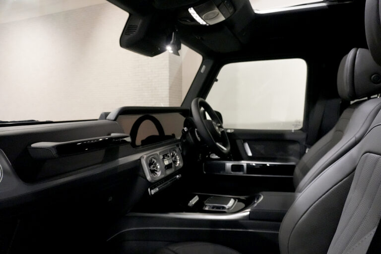 2025年式 メルセデスベンツ G400d オールナイトグレーPKG AMGライン MANUFAKTURプログラム+ ナイトPKG MQ4110