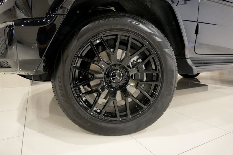 2023年式 メルセデスベンツ G400d ダークブラック Gmanufakturプログラム AMGライン オブシディアンブラック MQ4116