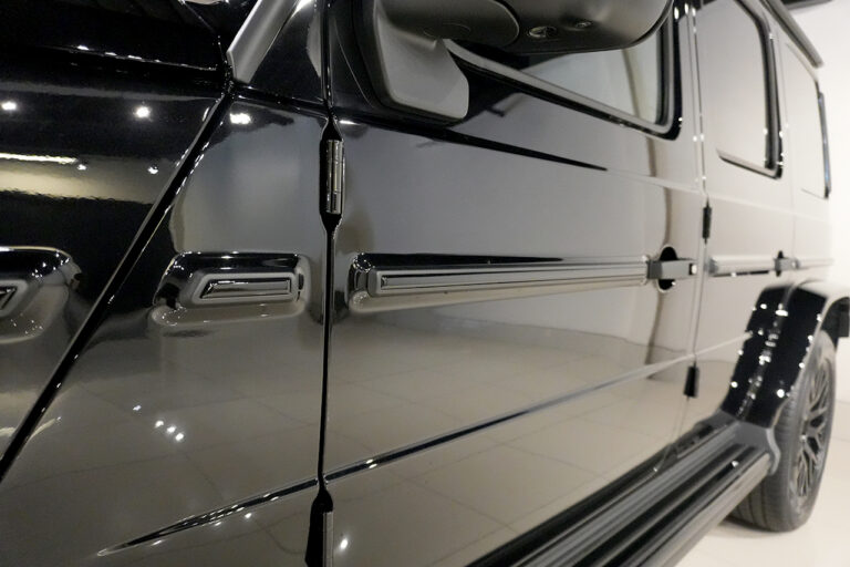 2023年式 メルセデスベンツ G400d ダークブラック Gmanufakturプログラム AMGライン オブシディアンブラック MQ4116　