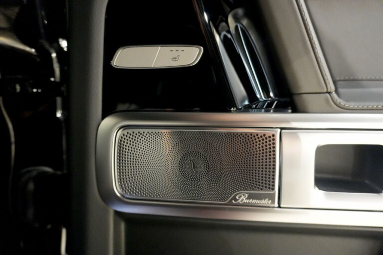 2023年式 メルセデスベンツ G400d ダークブラック Gmanufakturプログラム AMGライン オブシディアンブラック MQ4116