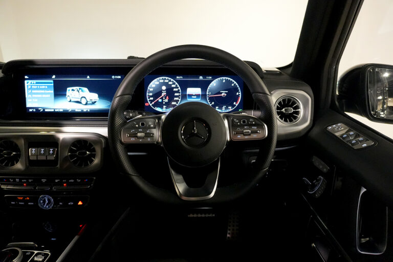 2023年式 メルセデスベンツ G400d ダークブラック Gmanufakturプログラム AMGライン オブシディアンブラック MQ4116　