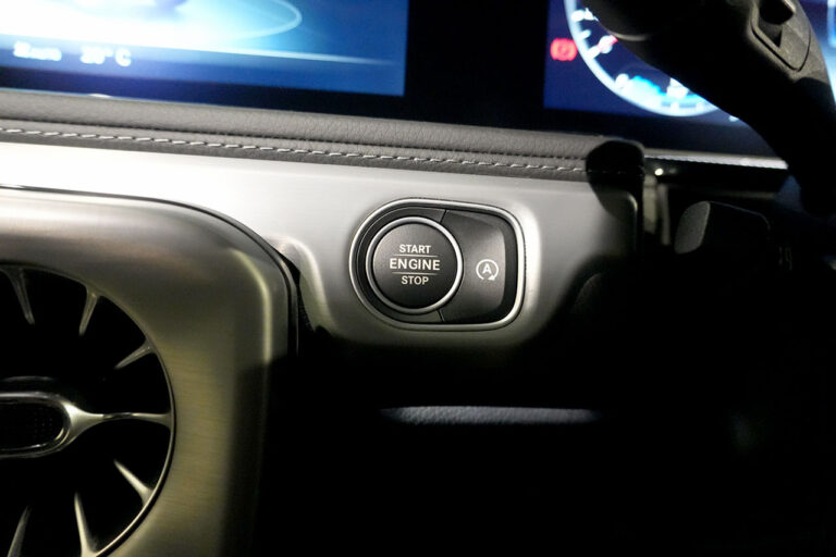 2023年式 メルセデスベンツ G400d ダークブラック Gmanufakturプログラム AMGライン オブシディアンブラック MQ4116