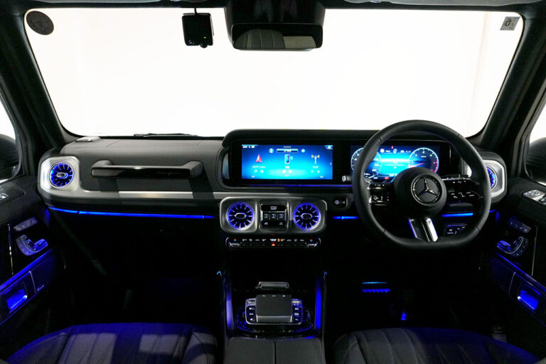 2025年式 メルセデスベンツ G450d ソルトブラック MANUFAKTURプログラム+ AMGライン MQ4097