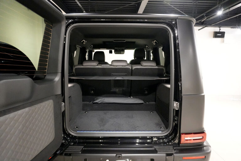 2025年式 メルセデスベンツ G450d ソルトブラック MANUFAKTURプログラム+ AMGライン MQ4097
