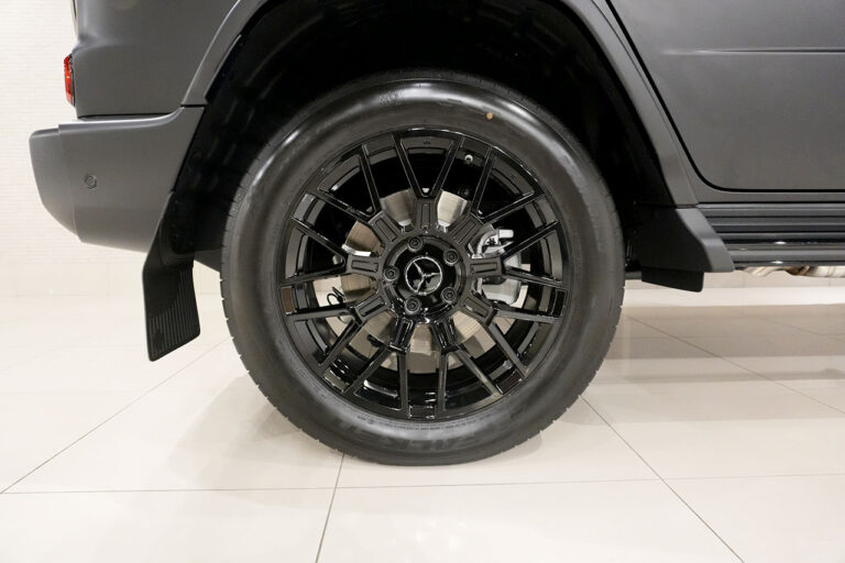 2025年式 メルセデスベンツ G450d ソルトブラック MANUFAKTURプログラム+ AMGライン MQ4097