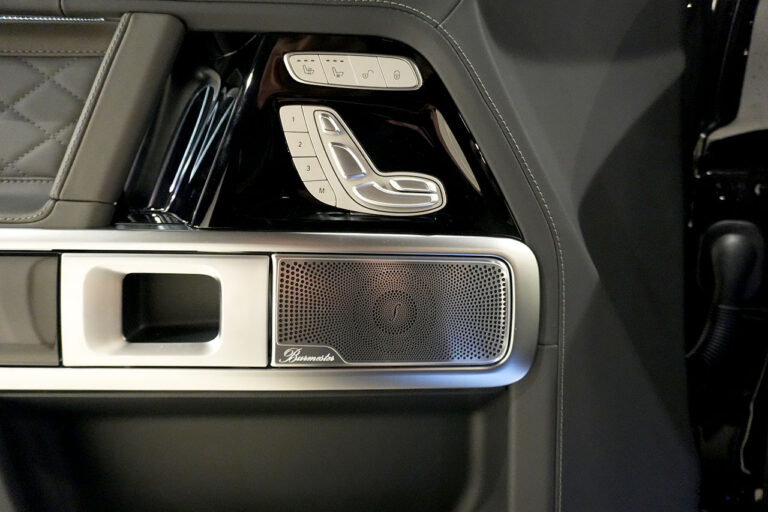 2025年式 メルセデスベンツ G450d ソルトブラック MANUFAKTURプログラム+ AMGライン MQ4097