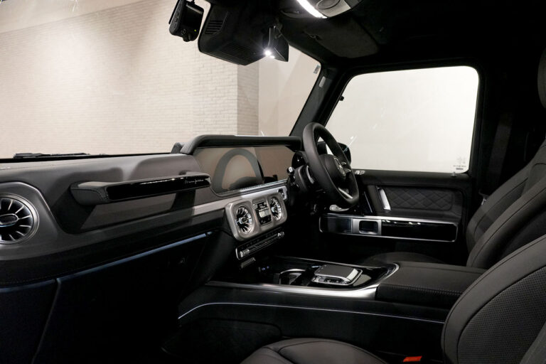2025年式 メルセデスベンツ G450d ソルトブラック MANUFAKTURプログラム+ AMGライン MQ4097