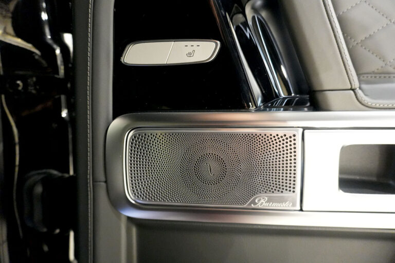 2025年式 メルセデスベンツ G450d ソルトブラック MANUFAKTURプログラム+ AMGライン MQ4097