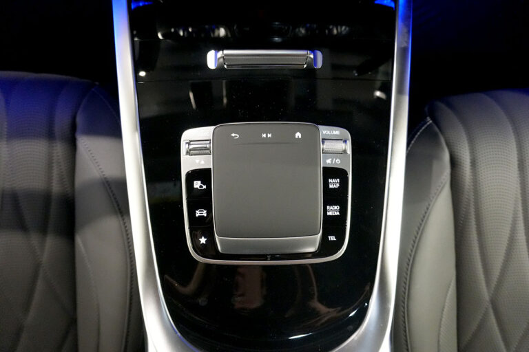 2025年式 メルセデスベンツ G450d ソルトブラック MANUFAKTURプログラム+ AMGライン MQ4097
