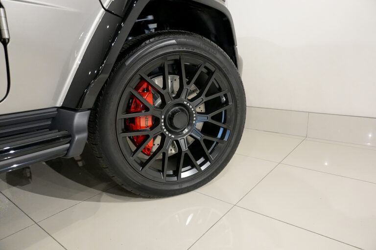 2025年式  メルセデスAMG G63 202502 ダークトパーズ MANUFAKTURプログラムプラス モハーベシルバー MQ4120