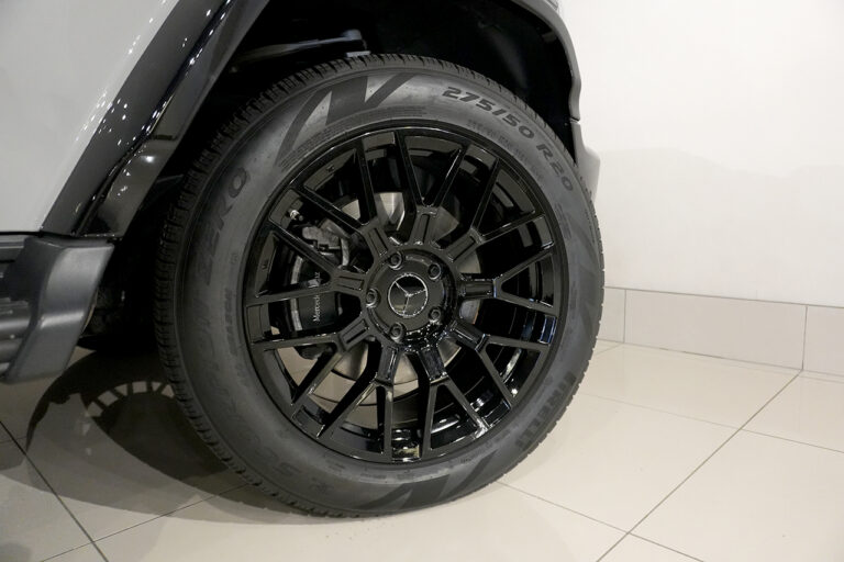 2023年式 メルセデスベンツ G400d ステルスグレー Gmanufakturプログラム AMGライン MQ4122