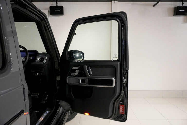 2023年式 メルセデスベンツ G400d ナイトグレー AMGライン Gmanufakturプログラム MQ4123