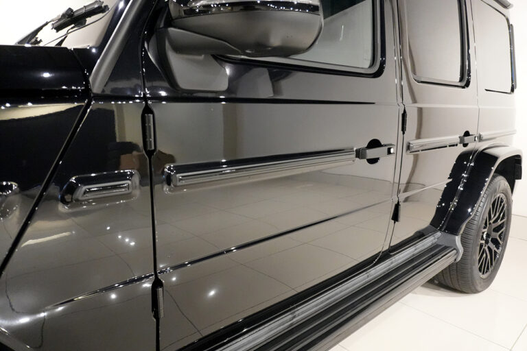 2023年式 メルセデスベンツ G400d ダークブラック Gmanufakturプログラム AMGライン MQ4124 オブシディアンブラック