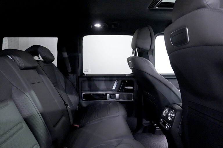 2024年式 メルセデスベンツ G400d manufakturプログラム ダークプラチナ オパリスホワイト MQ4155