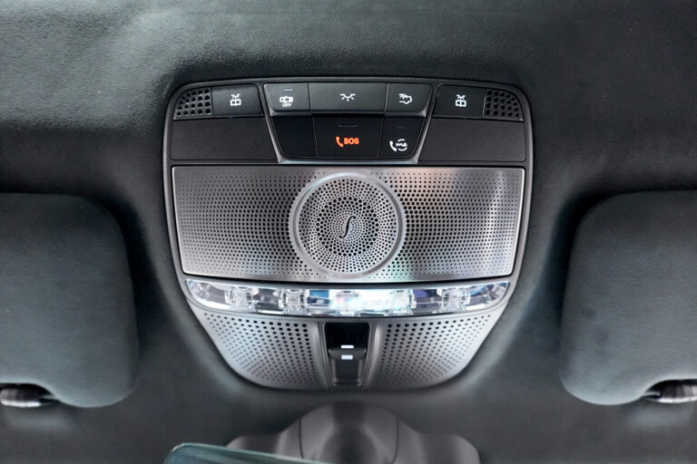 2024年式 メルセデスベンツ G400d manufakturプログラム ダークプラチナ オパリスホワイト MQ4155