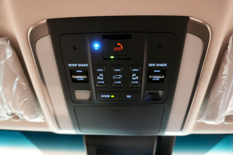 2025年式 レクサス LM500h VersionL 後期モデル ソニッククォーツ MQ4137