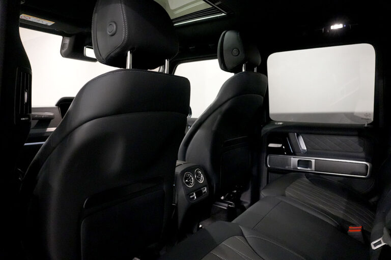 2025年式 メルセデスベンツ G450d Edition MANUFAKTUR Icon　MANUFAKTURダークブルー MQ4144
