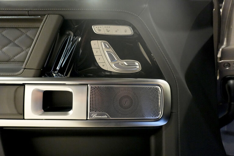 2025年式 メルセデスベンツ G450d AMGライン MANUFAKTURプログラムプラス ナイトパッケージ モハーベシルバー MQ4150