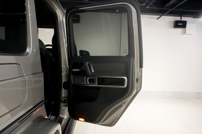 2025年式 メルセデスベンツ G450d AMGライン MANUFAKTURプログラムプラス ナイトパッケージ モハーベシルバー MQ4150