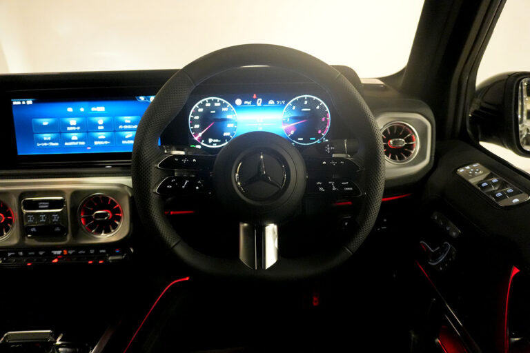 2025年式 メルセデスベンツ G450d AMGライン MANUFAKTURプログラムプラス ナイトパッケージ モハーベシルバー MQ4150