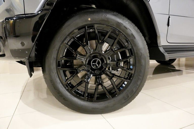 2025年式 メルセデスベンツ G450d maqspeed 9 ダークステルス MANUFAKTURプログラム AMGライン セレナイトグレー MQ4151