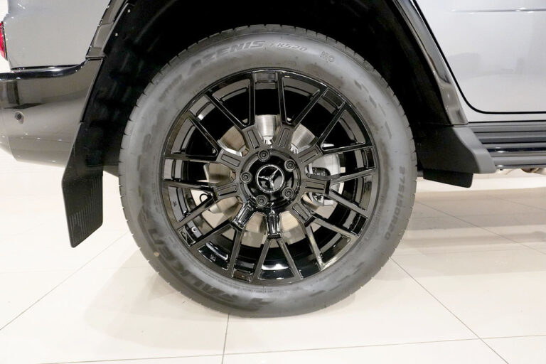 2025年式 メルセデスベンツ G450d maqspeed 9 ダークステルス MANUFAKTURプログラム AMGライン セレナイトグレー MQ4151