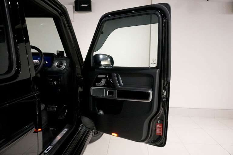 2023年式 メルセデスベンツ G400d ダークブラック Gmanufakturプログラム AMGライン オブシディアンブラック MQ4152