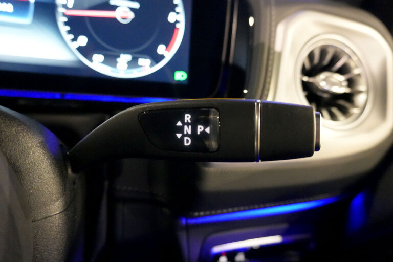 2023年式 メルセデスベンツ G400d ダークブラック Gmanufakturプログラム AMGライン オブシディアンブラック MQ4152