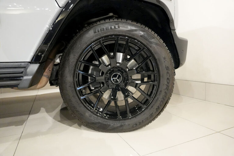 2023年式 メルセデスベンツ G400d ステルスグレー AMGライン MQ4153