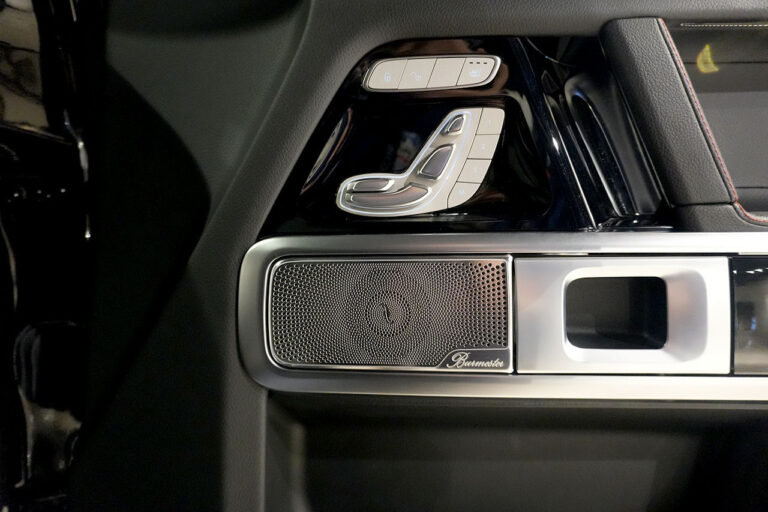 2021年式 メルセデスベンツ G350d ダークブラック AMGライン オブシディアンブラック MQ4154