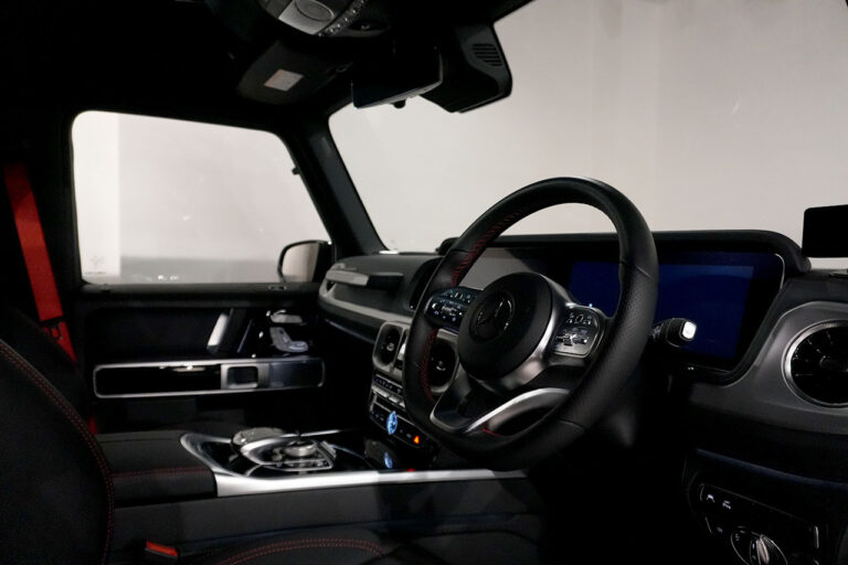 2021年式 メルセデスベンツ G350d ダークブラック AMGライン オブシディアンブラック MQ4154