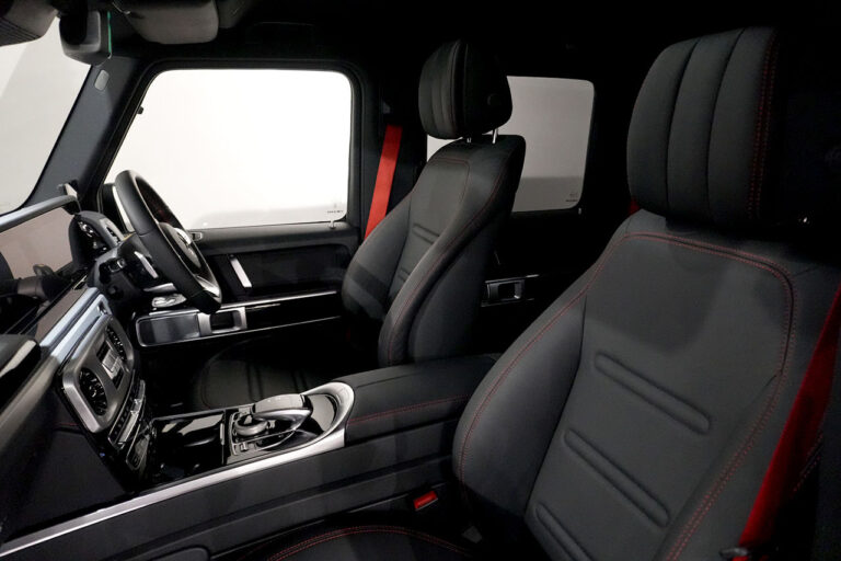 2021年式 メルセデスベンツ G350d ダークブラック AMGライン オブシディアンブラック MQ4154