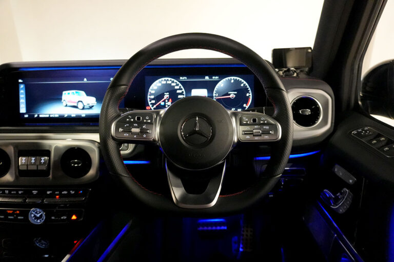 2021年式 メルセデスベンツ G350d ダークブラック AMGライン オブシディアンブラック MQ4154