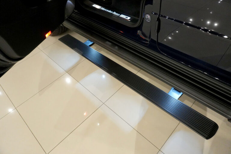 2025年式 メルセデスベンツ G450d Edition MANUFAKTUR Icon MANUFAKTURダークブルー MQ4268