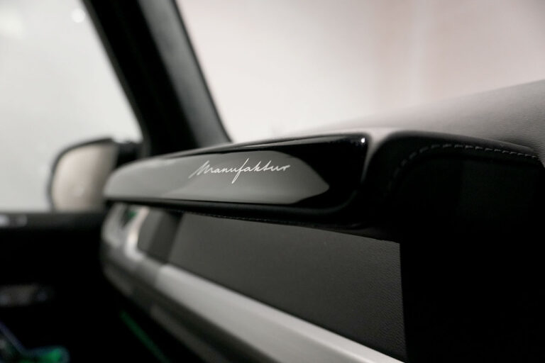2025年式 メルセデスベンツ G450d maqspeed 9 ダークブラック MANUFAKTURプログラムプラス オブシディアンブラック MQ4158