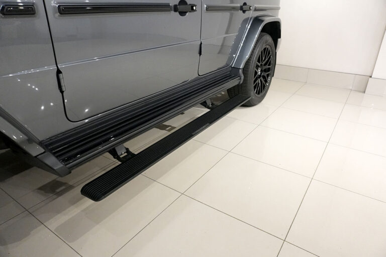 2022年式 メルセデスベンツ G400d ダークステルス AMGライン Newインテリアモデル セレナイトグレー