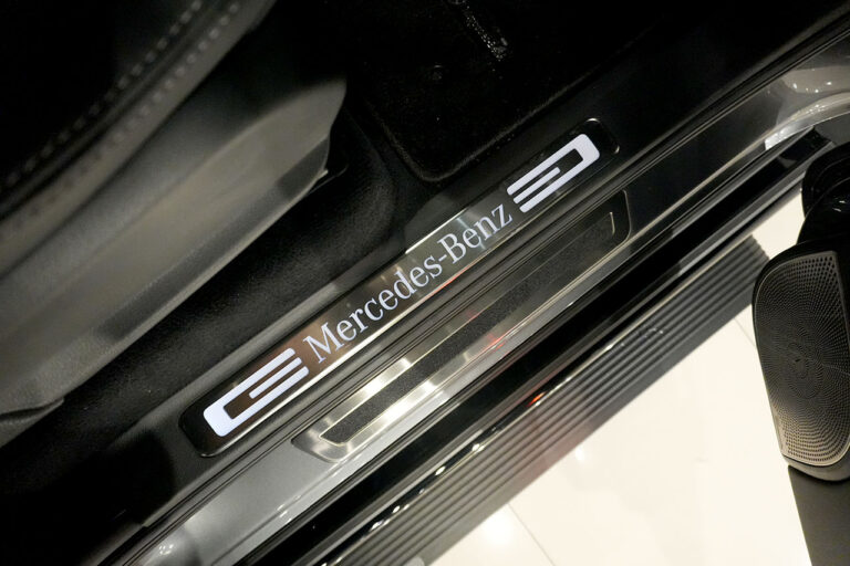 2022年式 メルセデスベンツ G400d ダークステルス AMGライン Newインテリアモデル セレナイトグレー